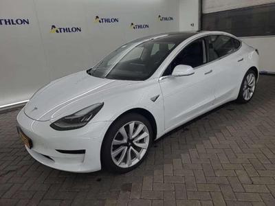 Tesla Model 3 Standard Range Plus RWD 4D 211kW