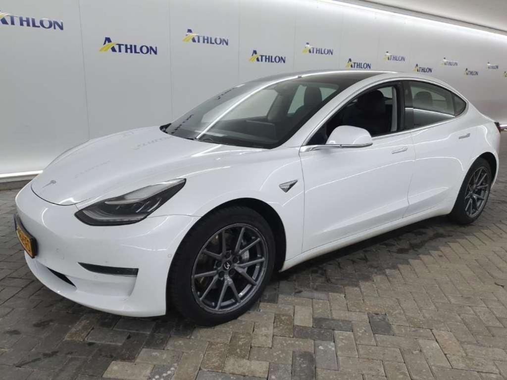 Tesla Model 3 Long Range Dual Motor AWD 4D 335kW