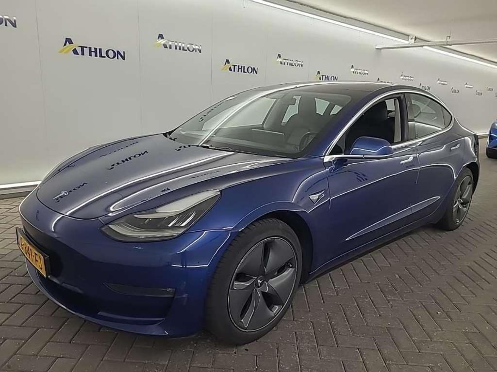 Tesla Model 3 Long Range Dual Motor AWD 4D 335kW