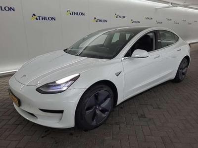 Tesla Model 3 Standard Range Plus RWD 4D 211kW