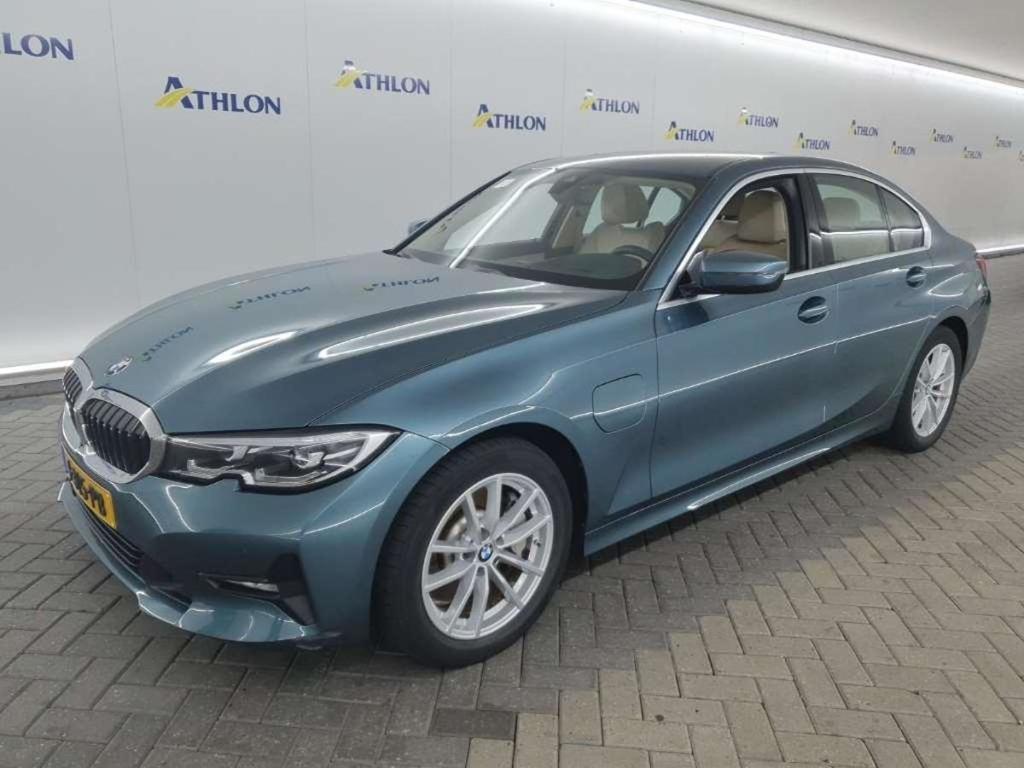 BMW 3 Serie Sedan 330e 4D 215kW