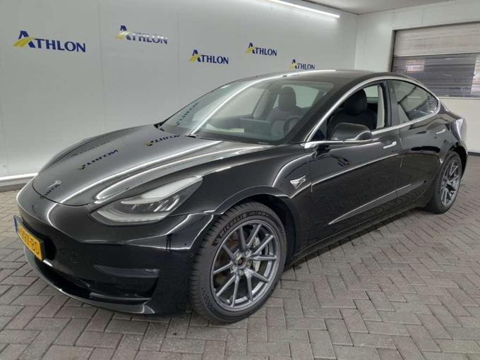 Tesla Model 3 Long Range Dual M. AWD 4D 350kW Athlon Edition