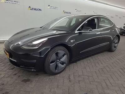 Tesla Model 3 Standard Range Plus RWD 4D 211kW