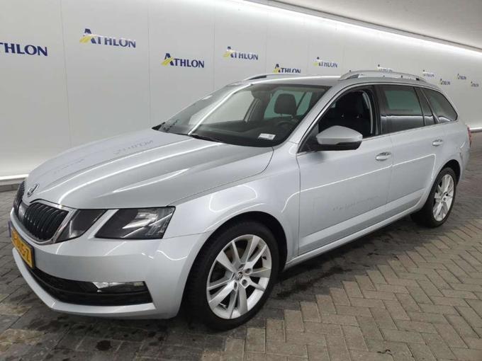 Skoda Octavia Combi 1.6 TDI Greentech Clever Edition DSG 5D 85kW Uitl.