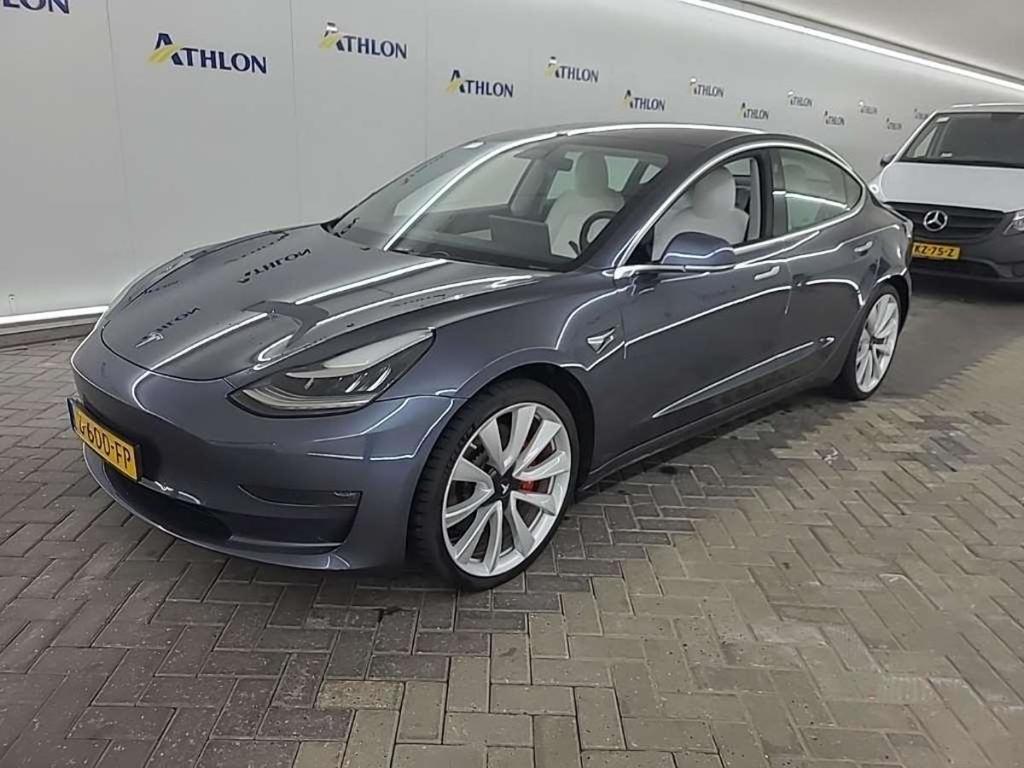 Tesla Model 3 Performance Dual Motor AWD 4D 358kW