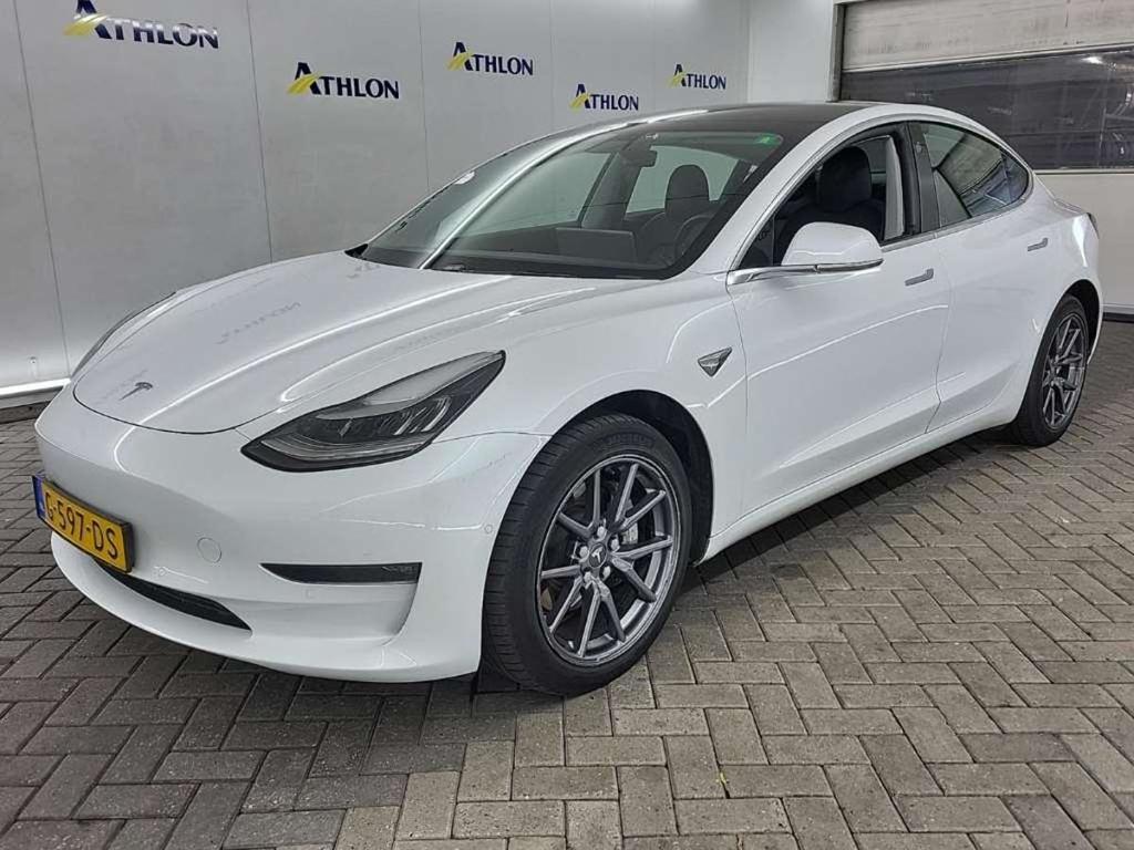 Tesla Model 3 Long Range Dual Motor AWD 4D 335kW