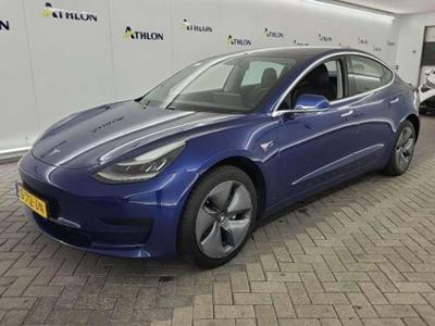 Tesla Model 3 Standard Range Plus RWD 4D 211kW