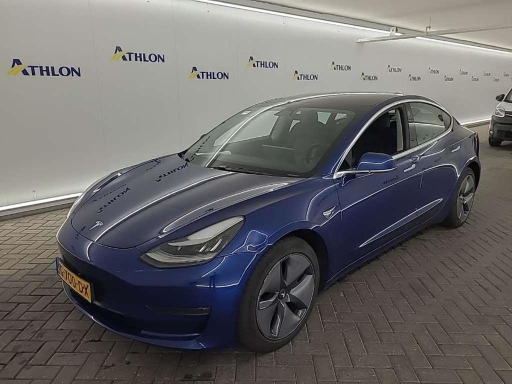 Tesla Model 3 Long Range Dual Motor AWD 4D 335kW