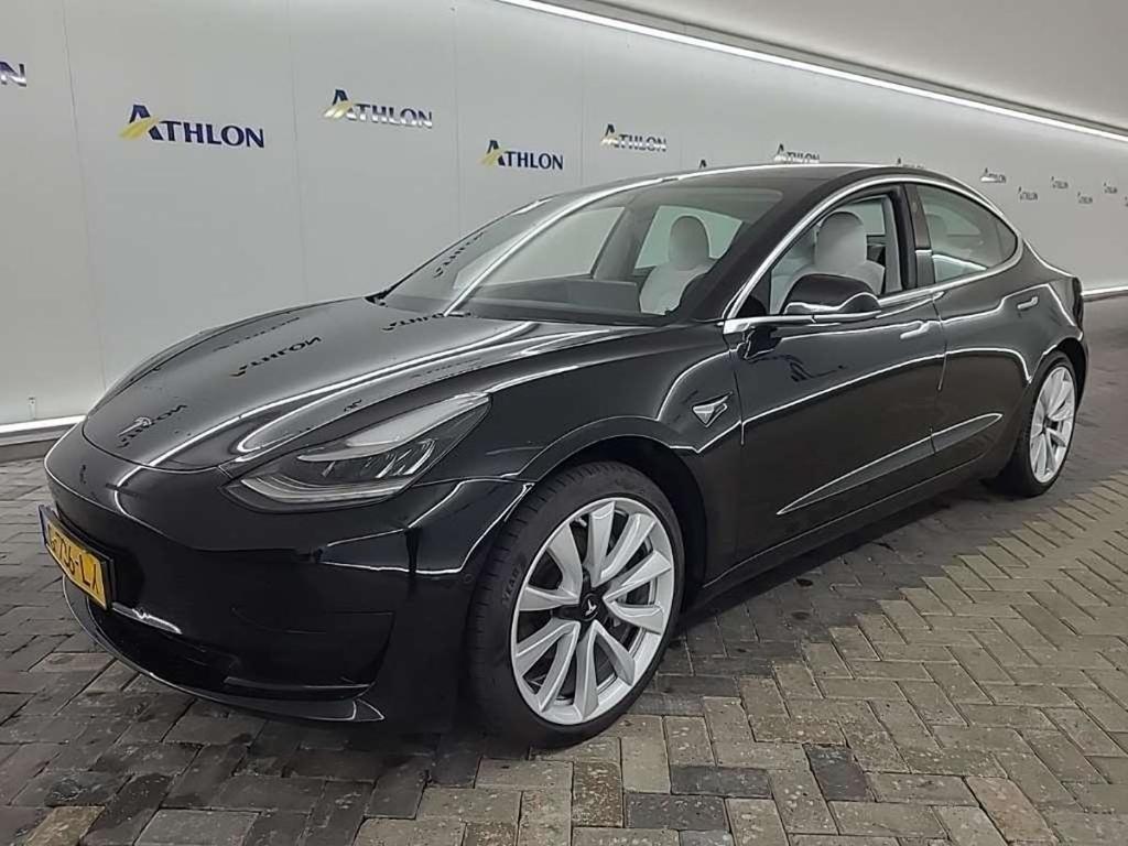 Tesla Model 3 Standard Range Plus RWD 4D 211kW