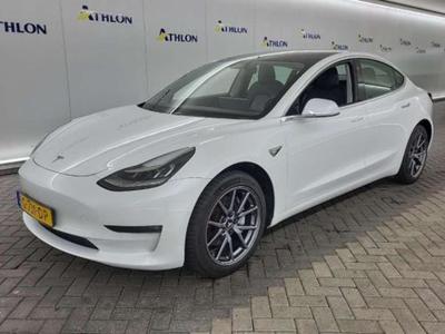 Tesla Model 3 Standard Range Plus RWD 4D 211kW