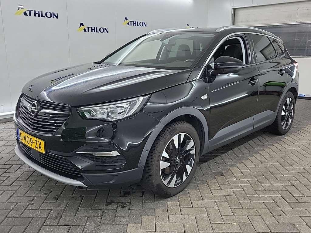 Opel Grandland X 1.2 Turbo S&amp;S 96kW Bus. Executive 5D