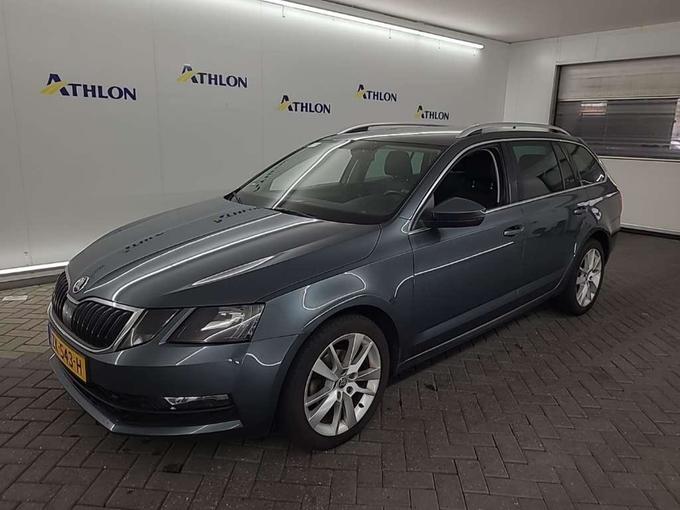 Skoda Octavia Combi 1.6 TDI Greentech Clever Edition DSG 5D 85kW