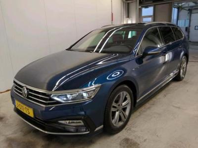 VOLKSWAGEN Passat Variant 1.5 TSI R-Line Business +