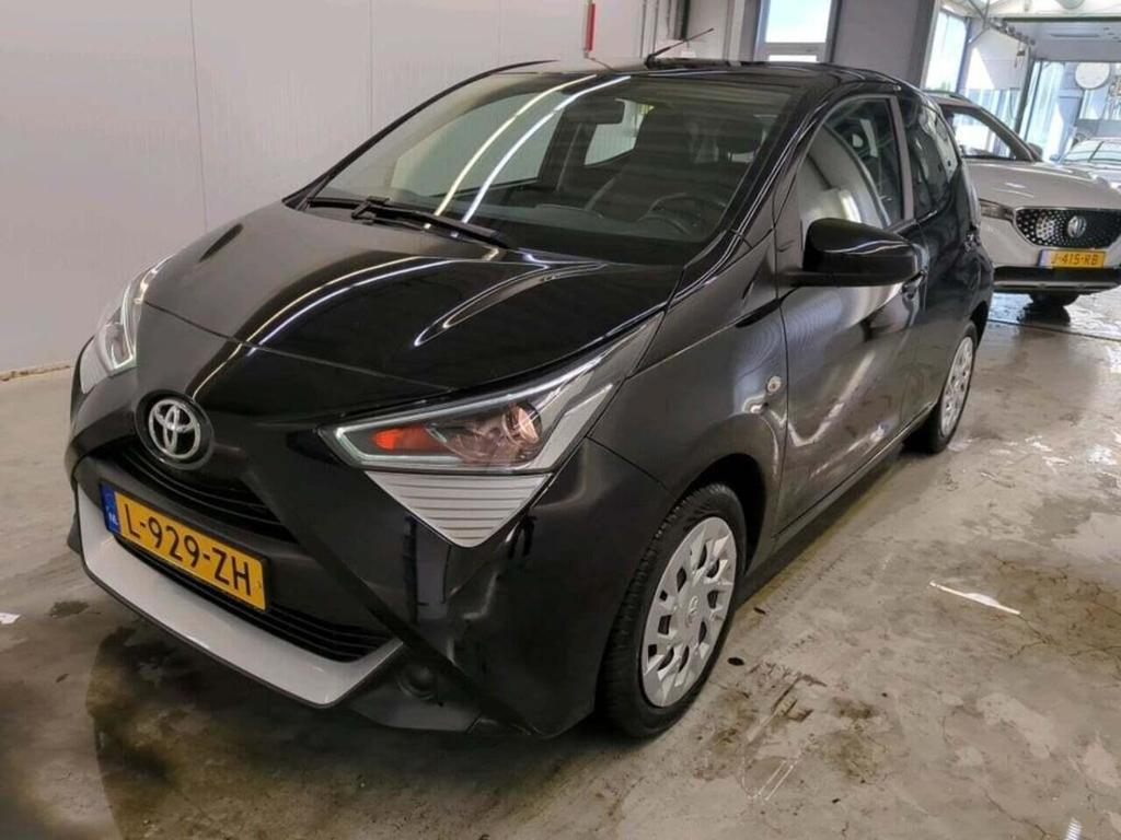 Toyota Aygo 1.0 VVT-i x-play