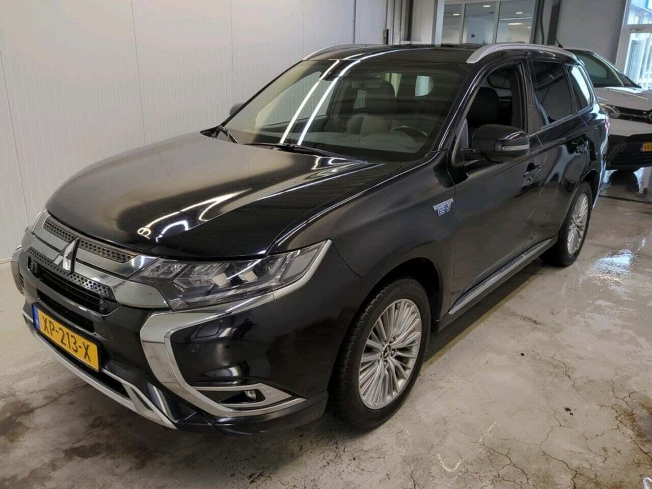 Mitsubishi Outlander 2.4 PHEV Instyle