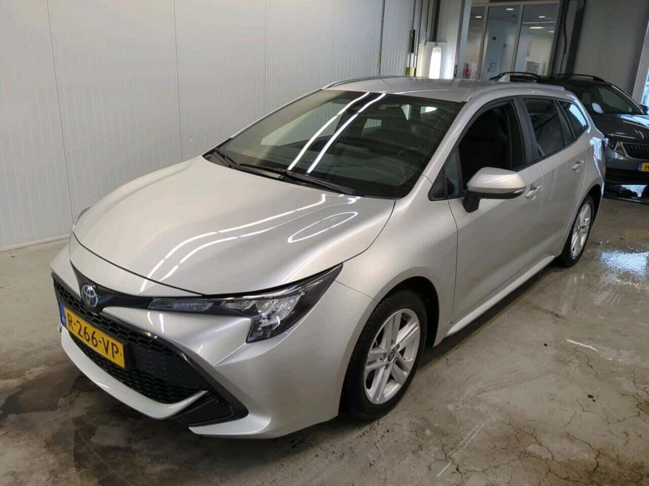 Toyota Corolla Touring Sports 1.8 Hybrid Active