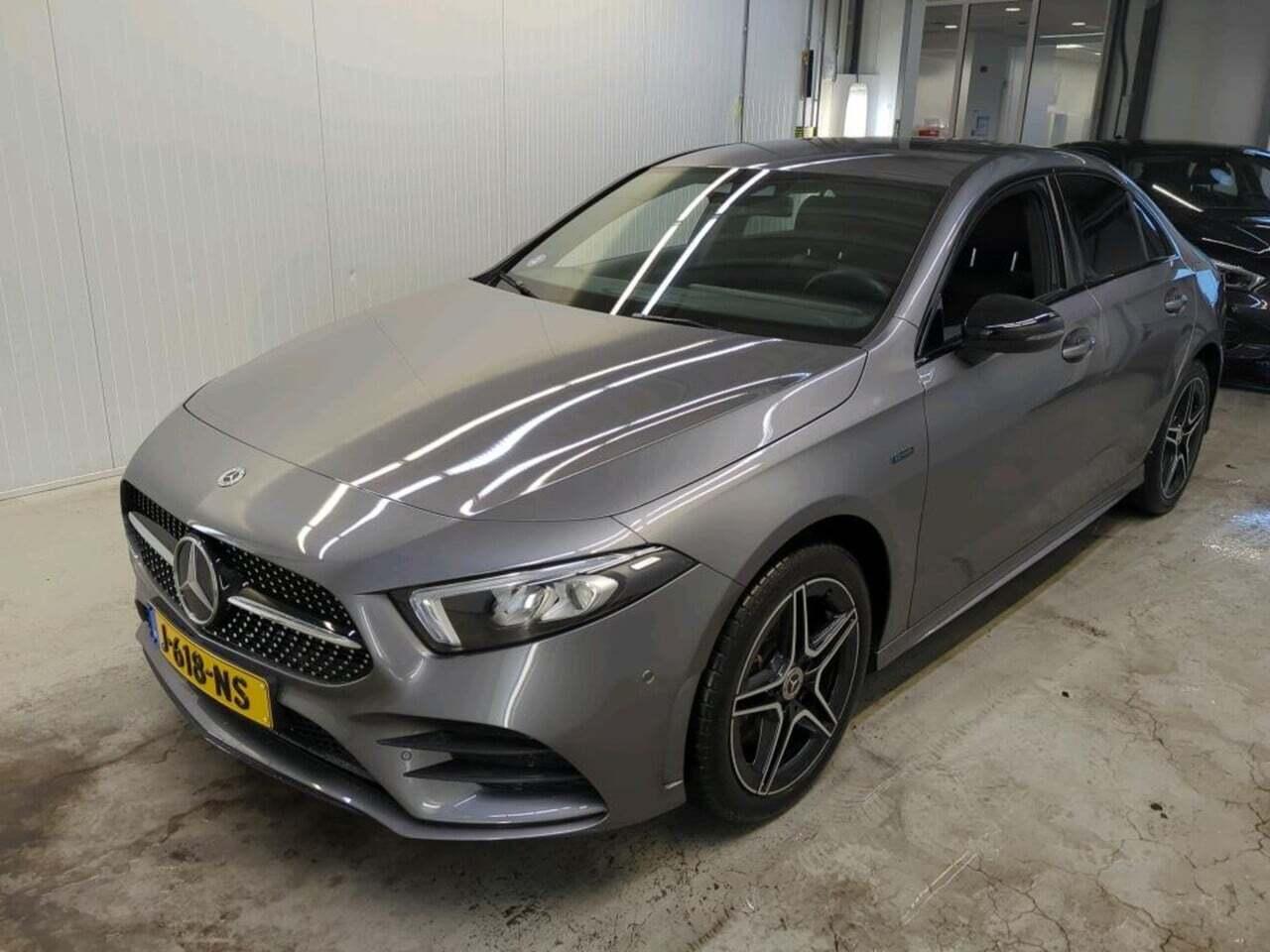 Mercedes-Benz A-klasse 250 e Bns Sol. AMG