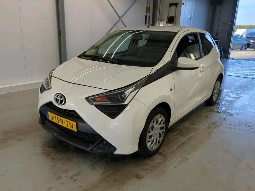 Toyota Aygo 1.0 VVT-i x-play