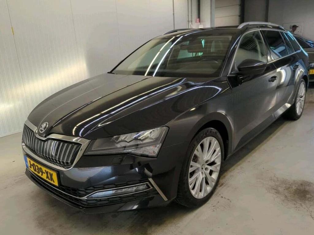 Skoda Superb Combi 1.4 TSI iV Bns Ed.