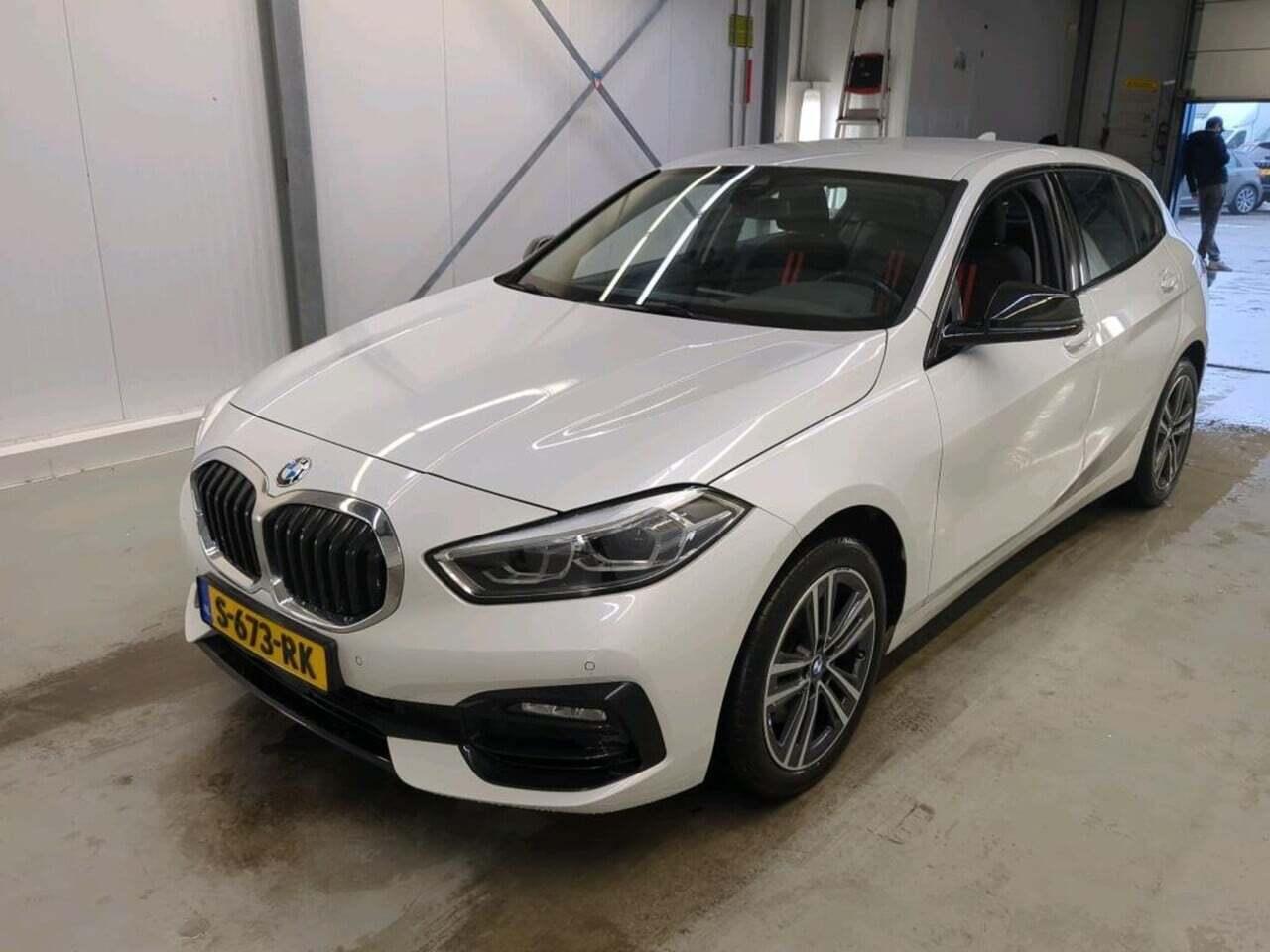 BMW 1-serie 118i Intro Ed.