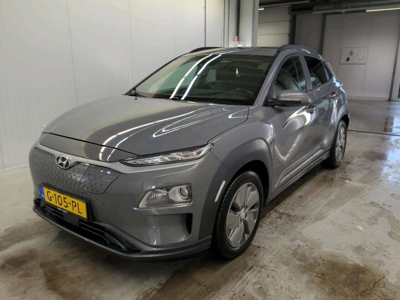 Hyundai Kona EV Premium 64 kWh