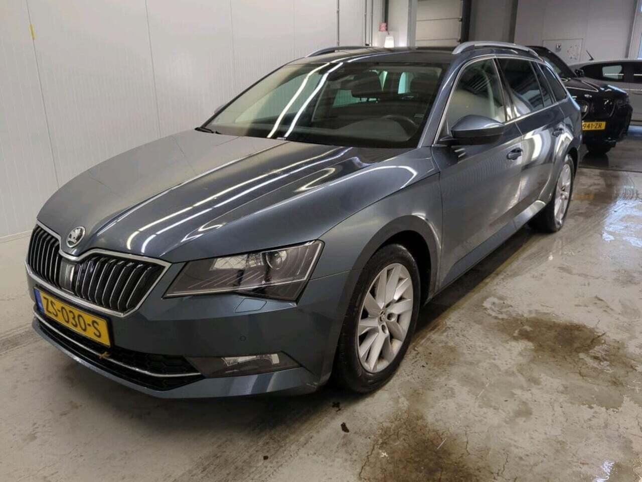 Skoda Superb Combi 2.0 TDI Business Ed.