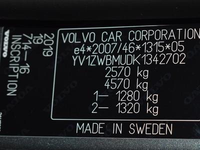 Volvo V60 Kombi  Inscription Plug-In Hybrid AWD 2.0  223KW  AT8  E6dT