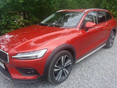 VOLVO V60 CROSS COUNTRY B4 AWD V60 CROSS COUNTRY B4 AWD