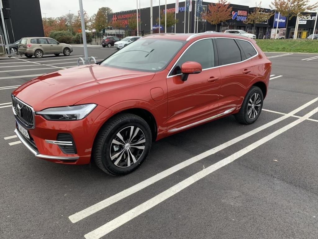 Volvo XC60 RECHARGE T6 AWD MOMENTUM Xc60 recharge T6 awd momentum xc60 W