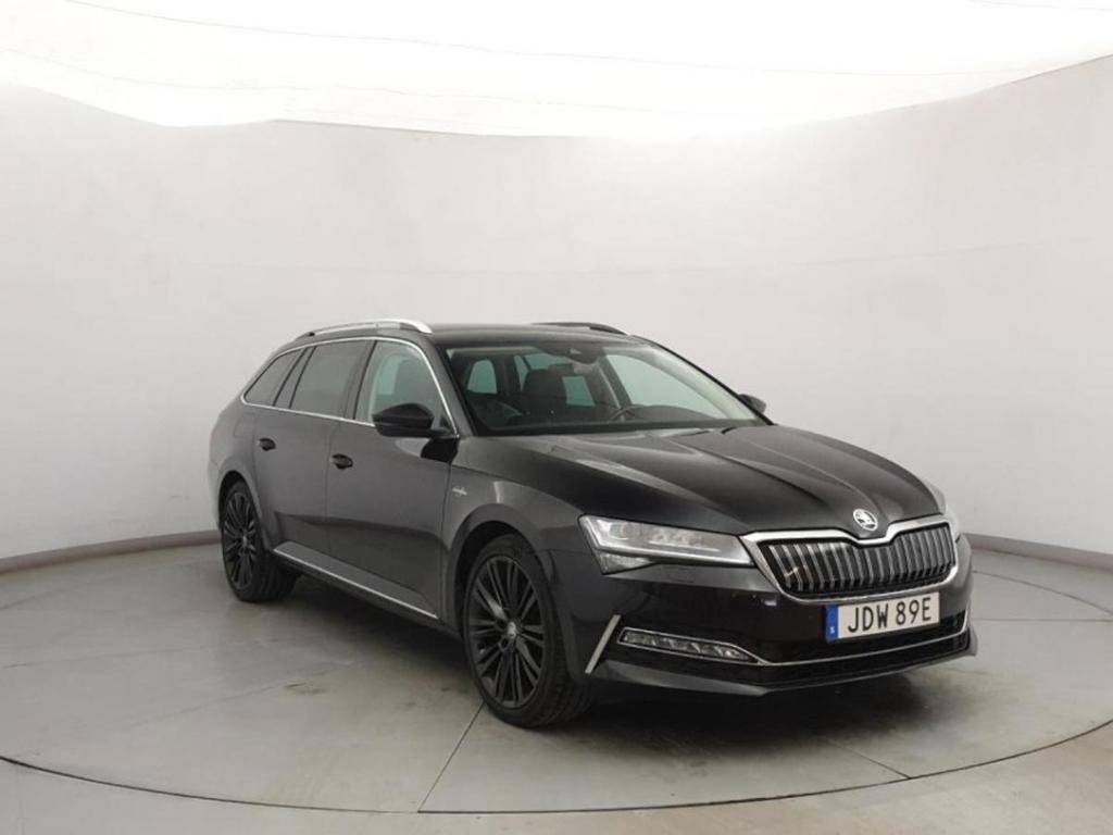 SKODA SUPERB IV KOMBI 1.4 PLUG-IN HYBRID SUPERB IV KOMB..