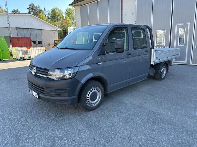 vw TRANSPORTER CHASSI DUBBELHYTT T28 2.0 TDI 4MOTION TRANSPORTER CHASSI DUBBELHYTT T28 2.0 TDI 4MOTION