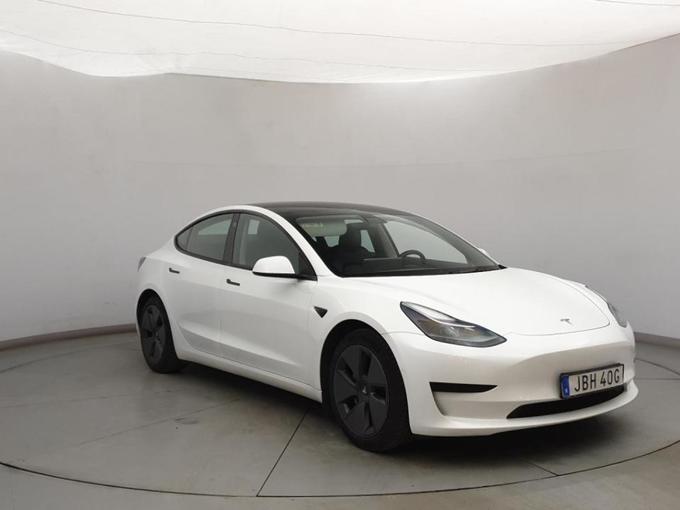 Tesla MODEL 3 STANDARD RANGE PLUS MODEL 3 STANDARD RANG..