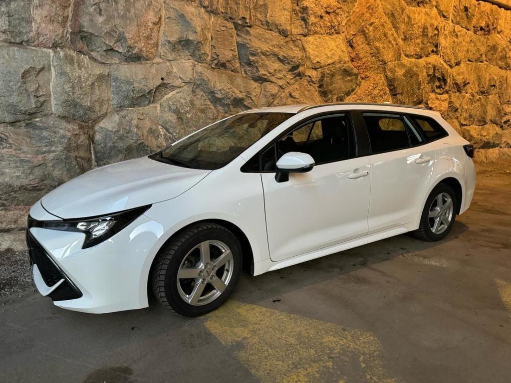 TOYOTA COROLLA TOURING SPORTS HYBRID E-CVT COROLLA TOUR..