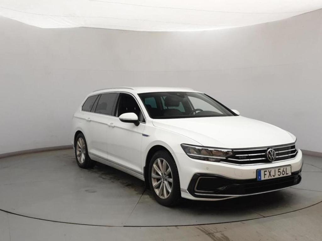 Volkswagen PASSAT SPORTSCOMBI GTE Passat sportscombi gte 14 tsi opf