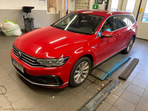 Volkswagen PASSAT SPORTSCOMBI GTE 1.4 TSI Passat sportscombi gte 14 tsi passat