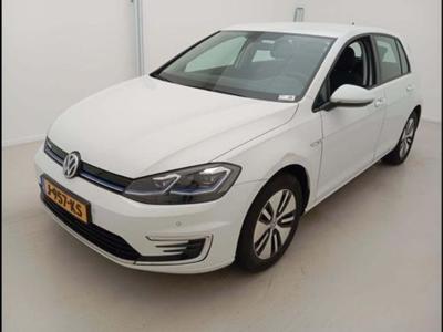 VOLKSWAGEN e-Golf E-DITION