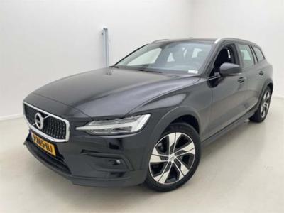 VOLVO V60 CROSS COUNTRY 2.0 B5 AWD Pro Geartronic