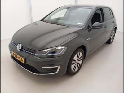 VOLKSWAGEN e-Golf E-DITION