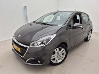 PEUGEOT 208 1.2 PureTech Signature