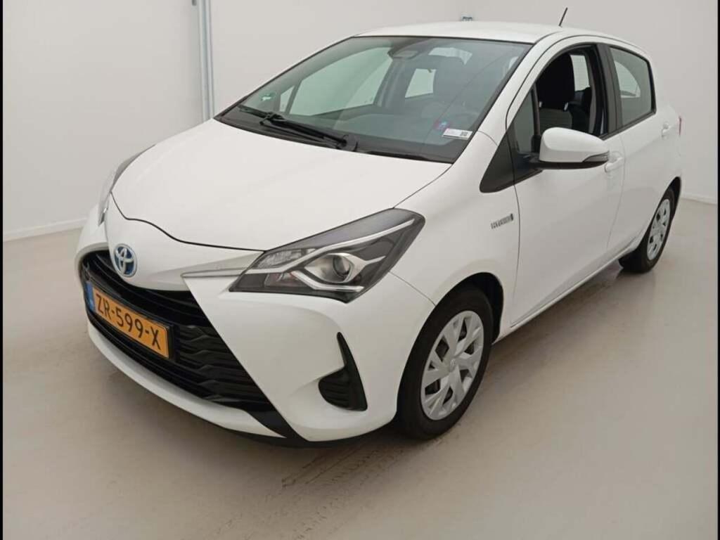 TOYOTA Yaris 1.5 Hybrid Active CVT