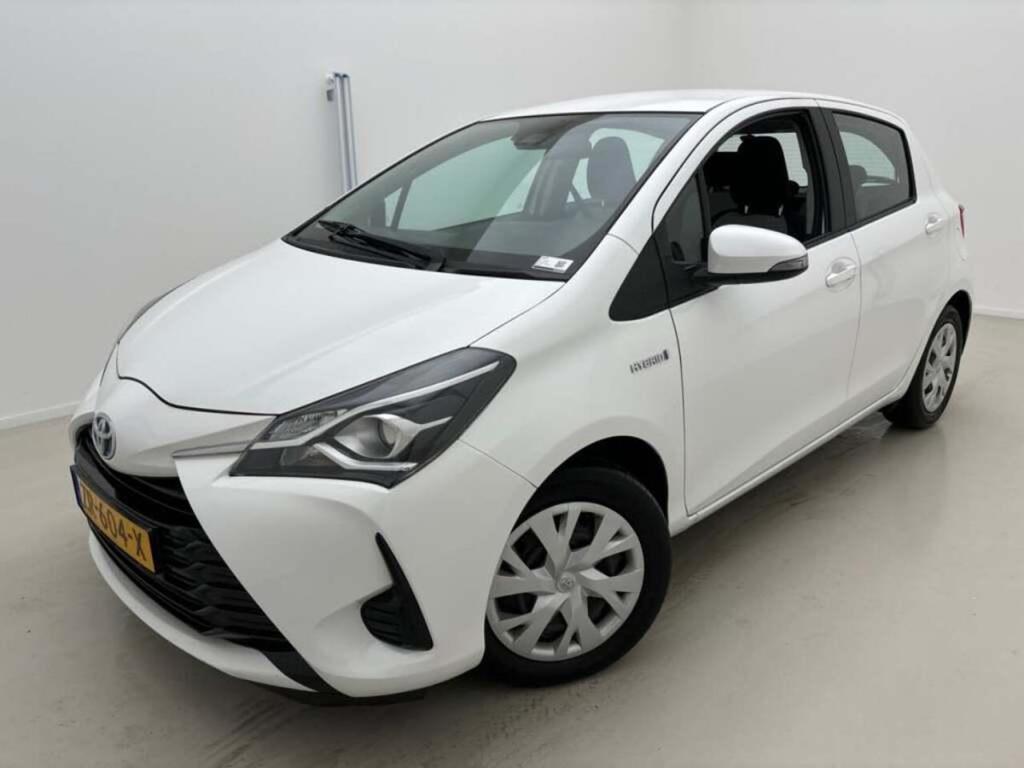 TOYOTA Yaris 1.5 Hybrid Active CVT