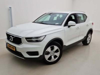 VOLVO XC40 1.5 T2 Momentum Business AUT