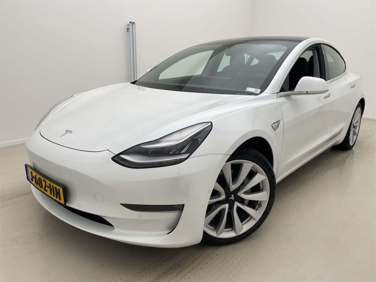 Tesla Model 3 Long Range AWD 75 kWh