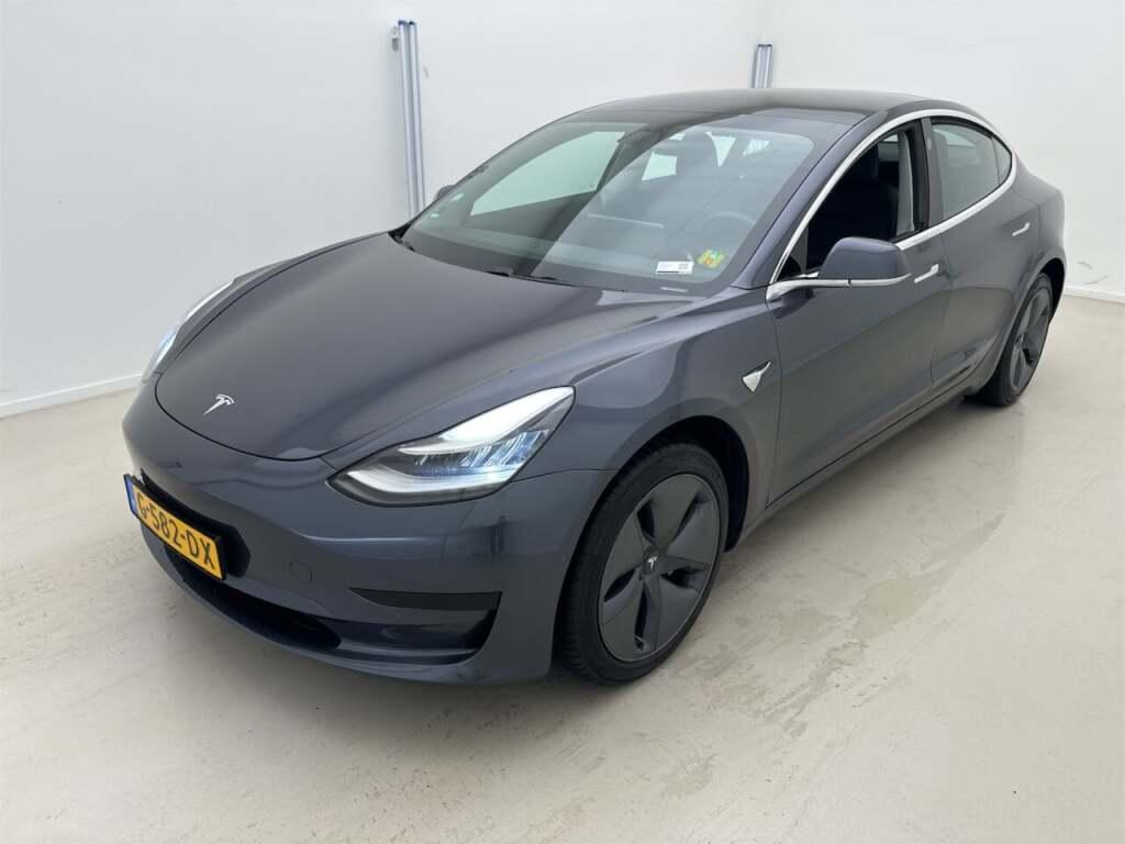 Tesla Model 3 Standard RWD Plus 60 kWh