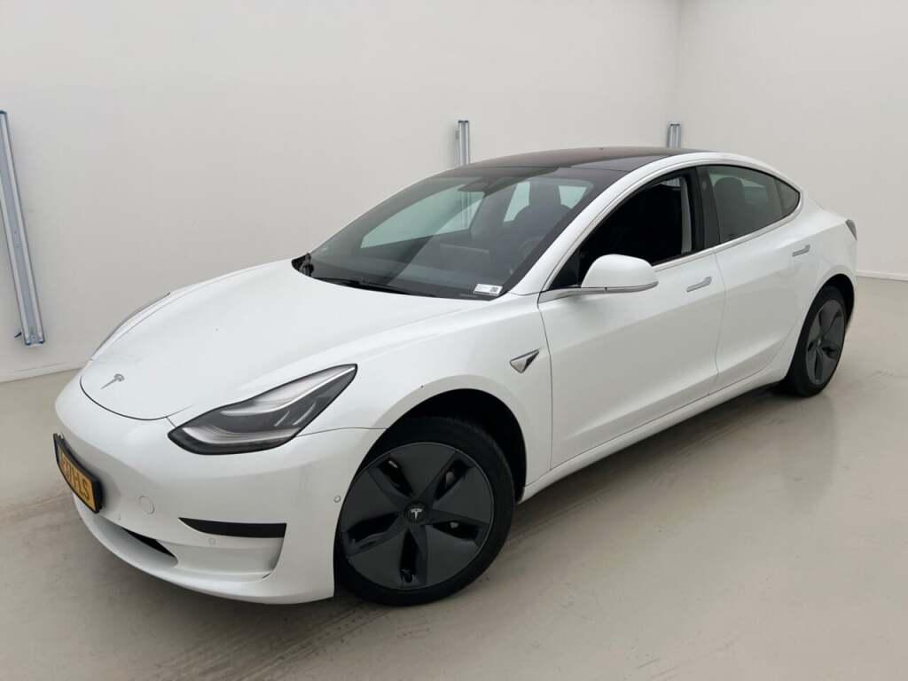 Tesla Model 3 Standard RWD Plus 60 kWh