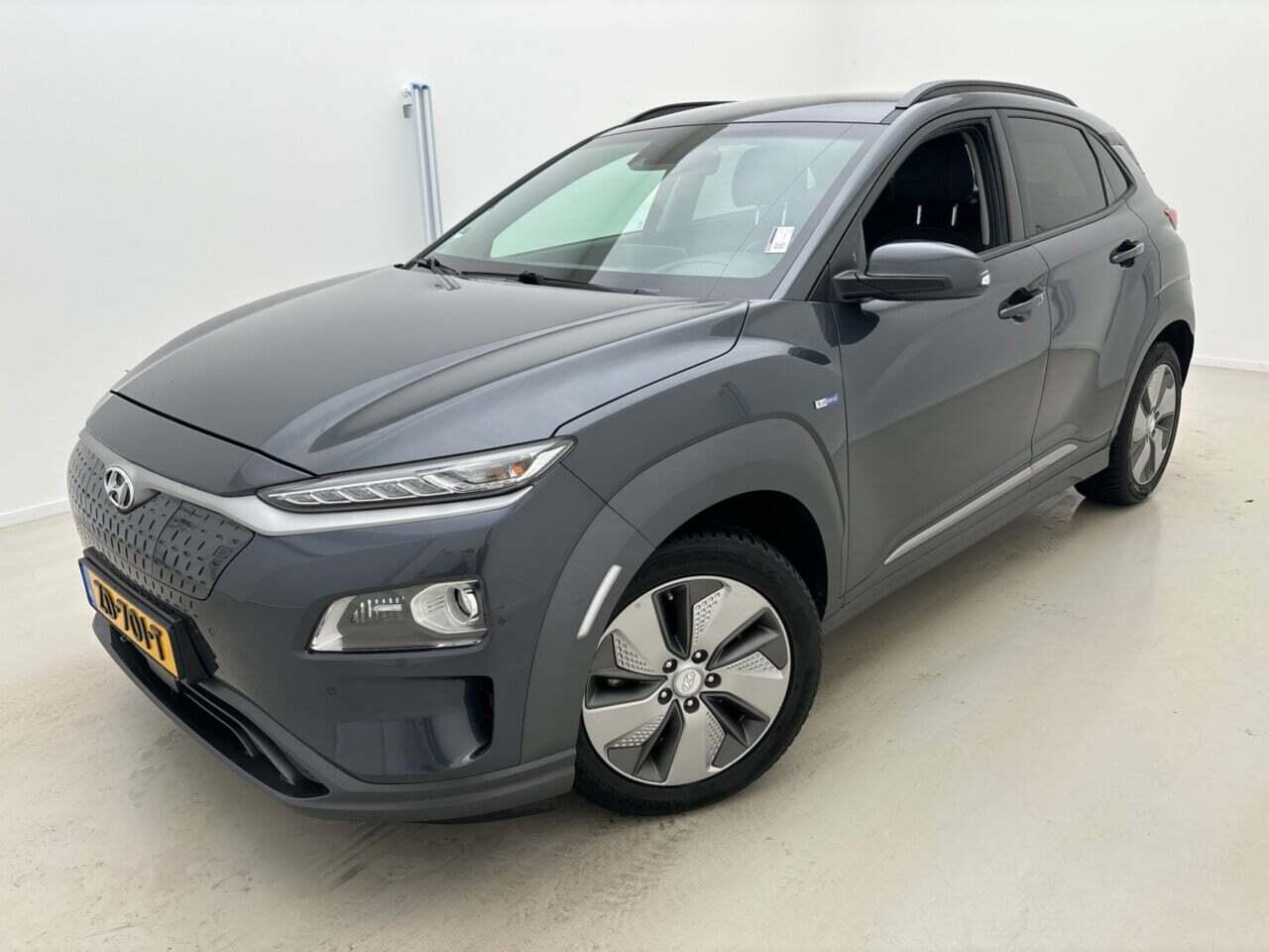 HYUNDAI Kona EV Premium 64 kWh