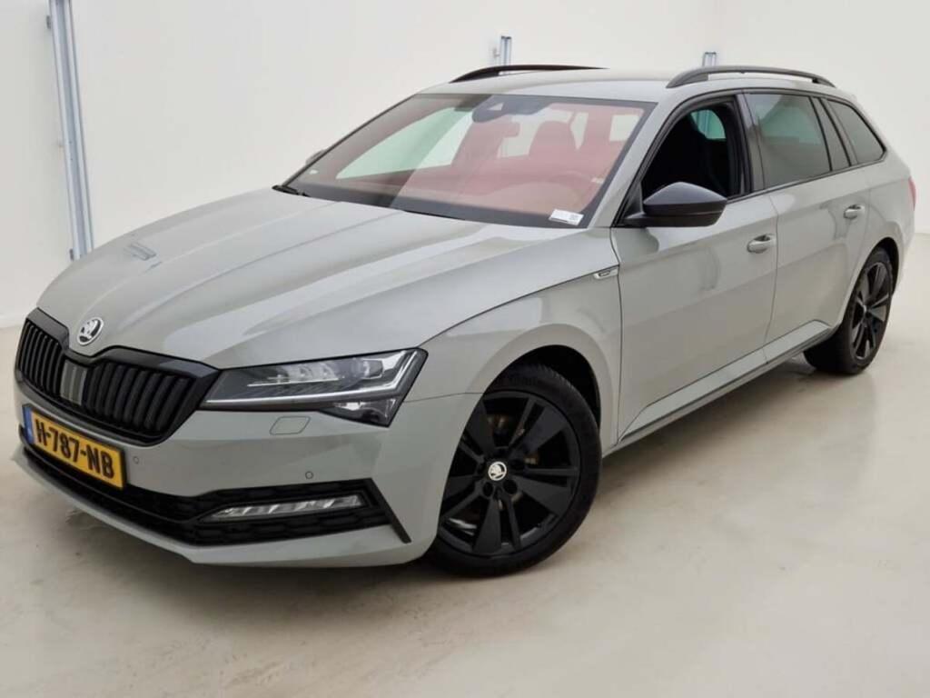 SKODA Superb Combi 1.5 TSi Sportline Business DSG