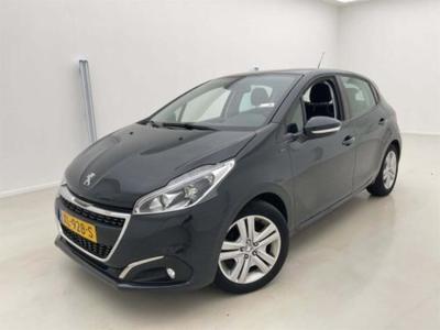 PEUGEOT 208 1.2 PureTech Signature