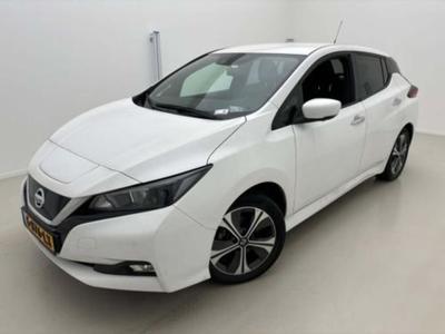 NISSAN LEAF N-Connecta 40 kWh