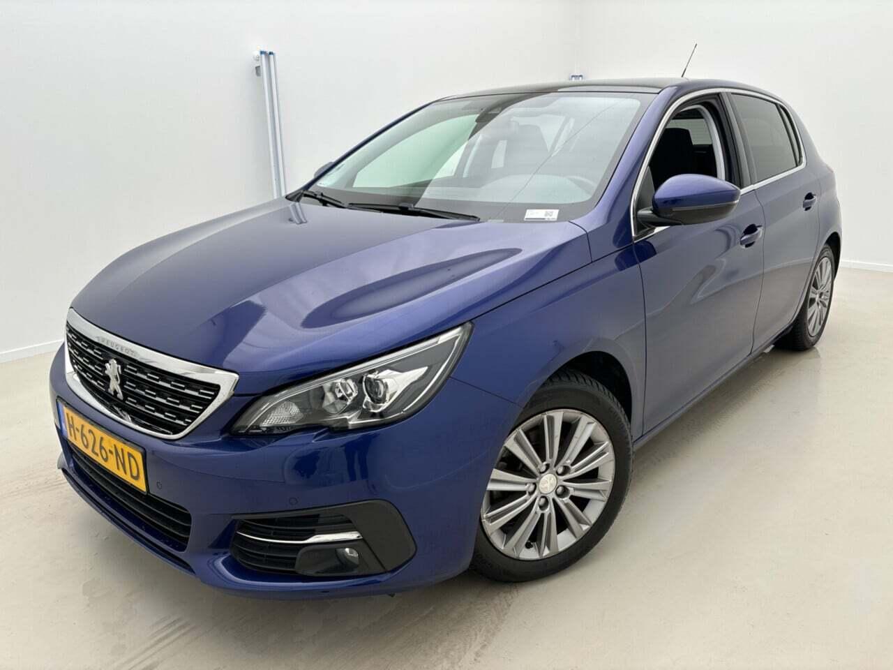 PEUGEOT 308 1.2 PureTech Blue Lease Premiu